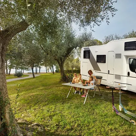 캠프장 Adria - Pitches *